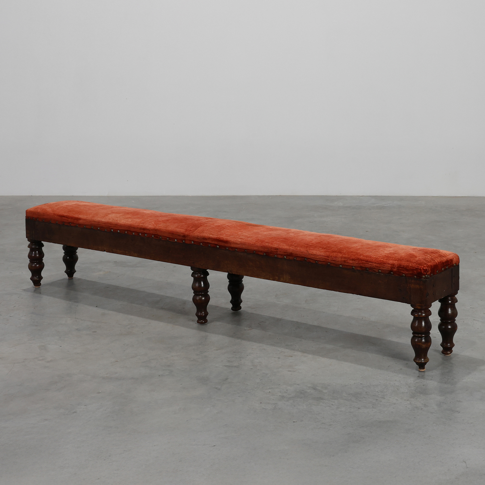 Large 18th‑Century Oak Bench with Velvet Upholstery, France-img